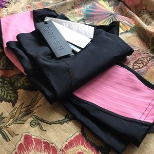 Under Armour Rush Heat Gear Pink leggings NWT Medium
